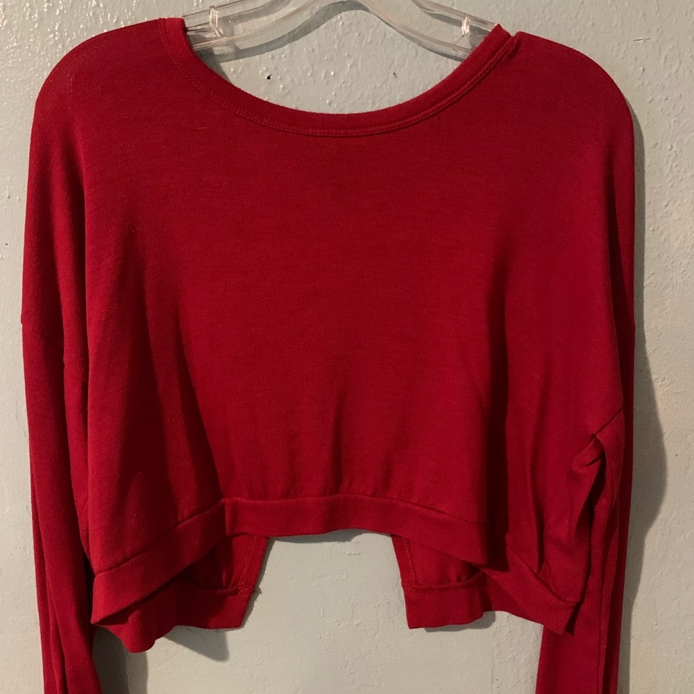 Red Long Sleeved Crop Top With Slit Back